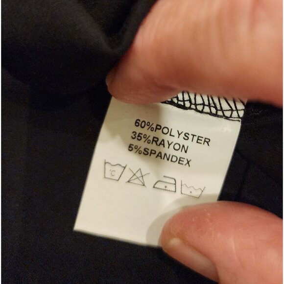 NEW Short-Sleeve Black V-Neck T-Shirt XXL Polyester Blend Stretchy Fabric - Picture 4 of 16